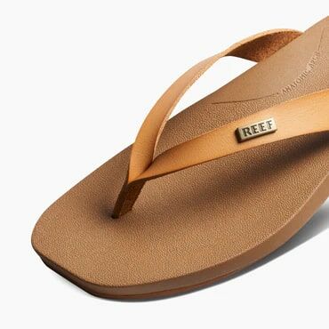 REEF Women's Cushion Lune Sandal