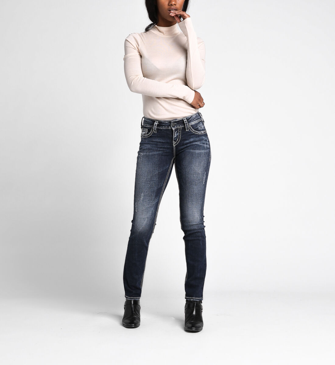 Silver Jeans Women's Suki Mid Rise Straight Leg Jeans in Dark Indigo