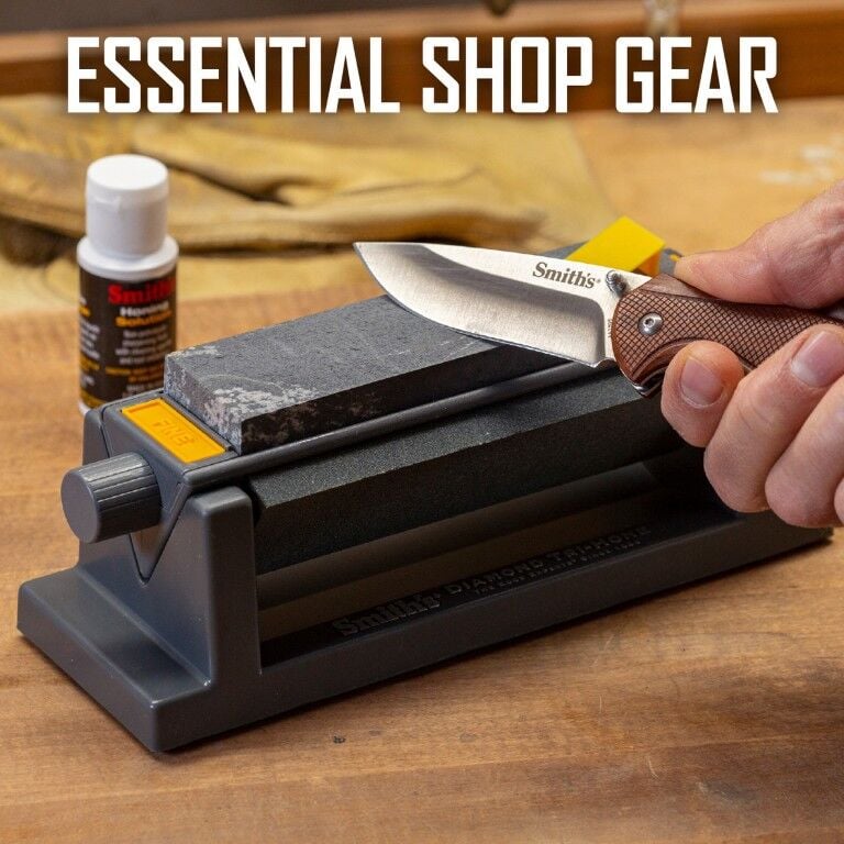 Smith's 6-In Three Stone Sharpening System