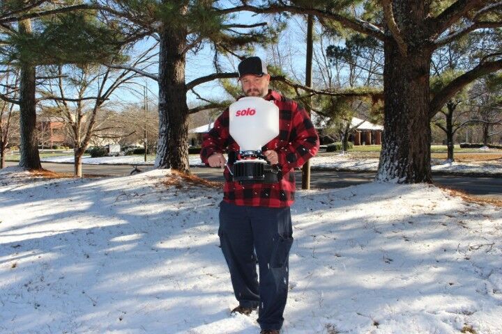 Solo 421-S Multi-Purpose Chest-Mount Spreader, 20-Lb