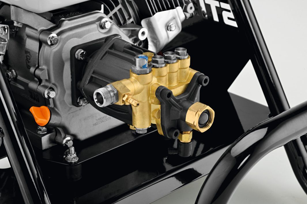 STIHL RB 400 Dirt Boss Gas Pressure Washer 2700 PSI