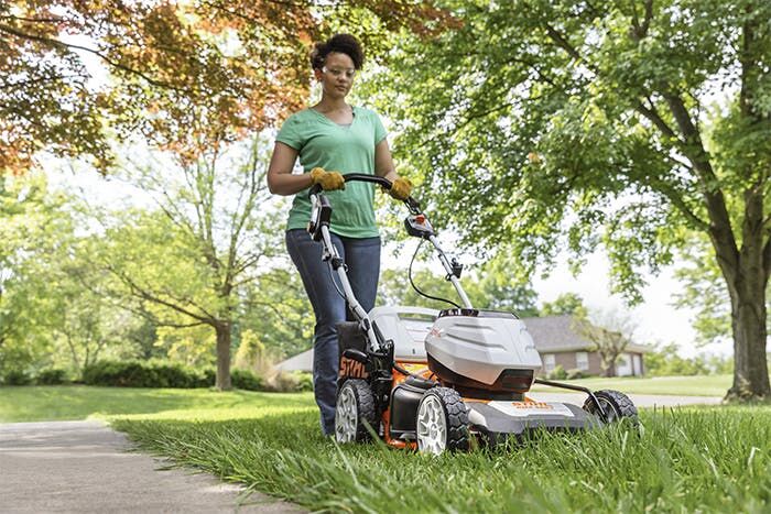 STIHL RMA 460 V 19-In Battery Powered Walk Behind Lawn Mower (Tool Only)
