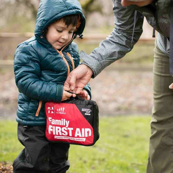Adventure Medical Kits Family First Aid