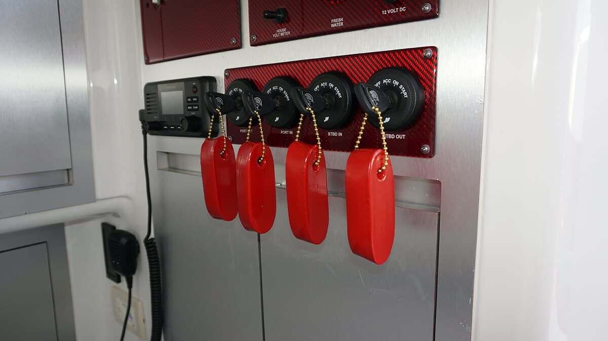 Hardline Products Red Vinyl Dipped Floating Boating Key Chain