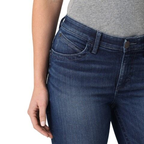 Wrangler Women's Ultimate Riding Jean Willow Mid Rise Trouser in Claire