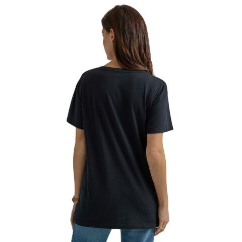 Wrangler Women's Wrangler Long Live Cowboys Boyfriend T-Shirt in Jet Black