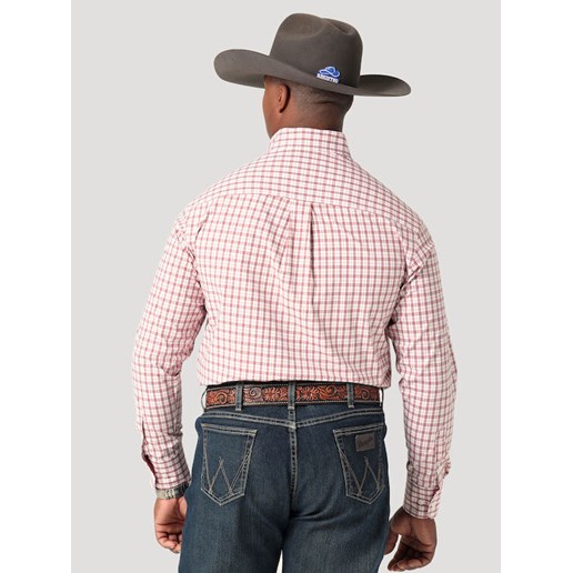 Wrangler® Men's George Strait Long Sleeve Plaid Button Shirt in Brick Red Checks