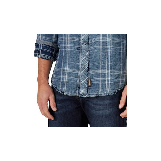 Wrangler® Men's Retro® Long Sleeve Plaid Snap Shirt in Blue/White