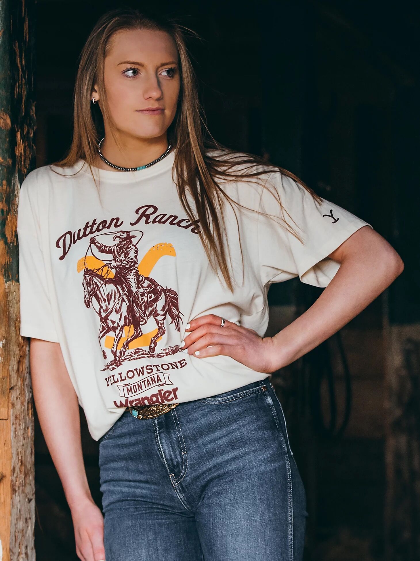 Wrangler X Yellowstone Women's Oversized Graphic Tee In Tofu