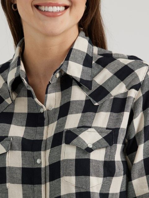 Wrangler Women's Fashion Top in Assorted Plaid