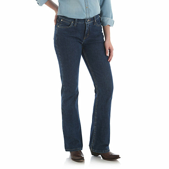 Womens Wrangler Misses Classic Fit Bootcut Jean