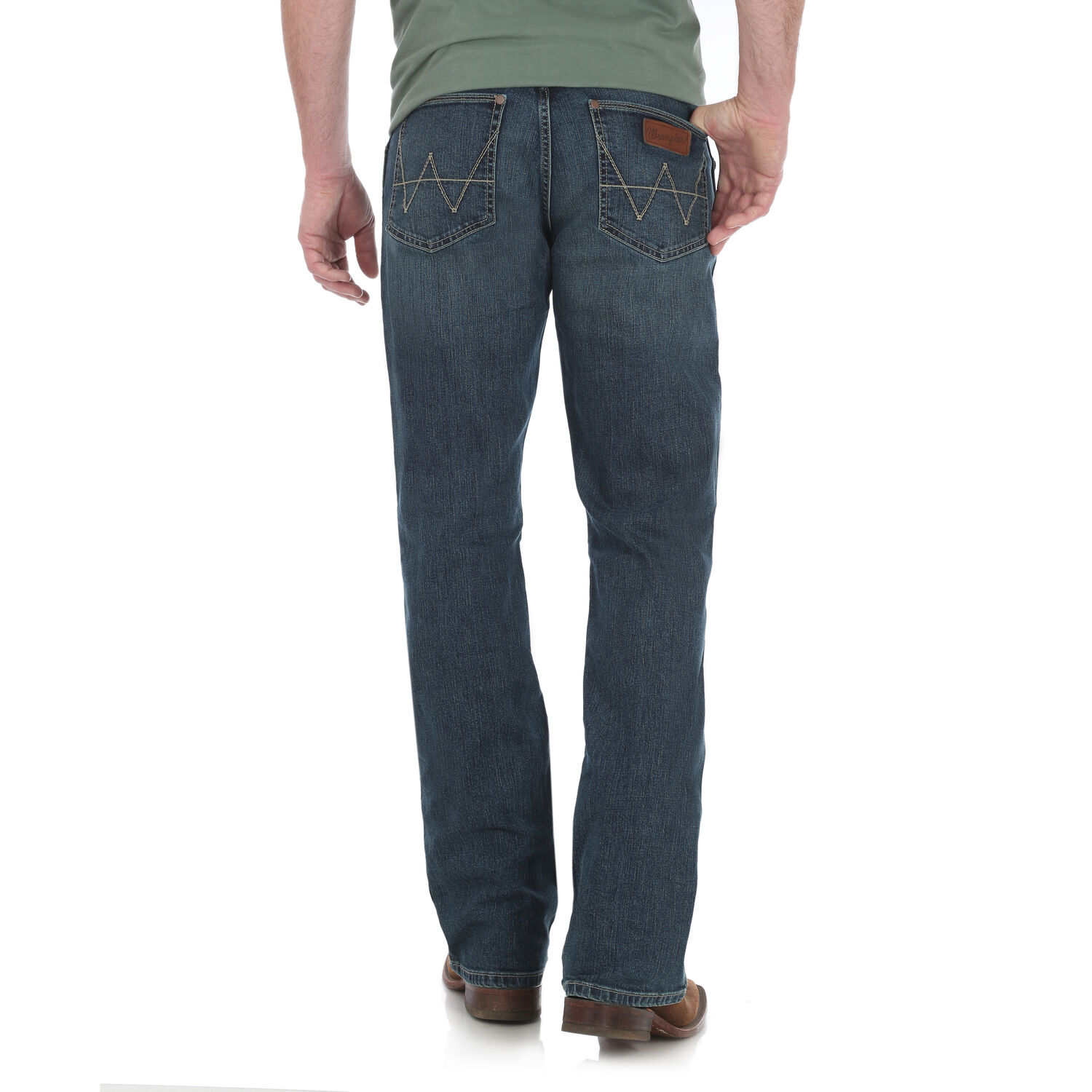 Men's Wrangler Retro® Relaxed Fit Bootcut Jean