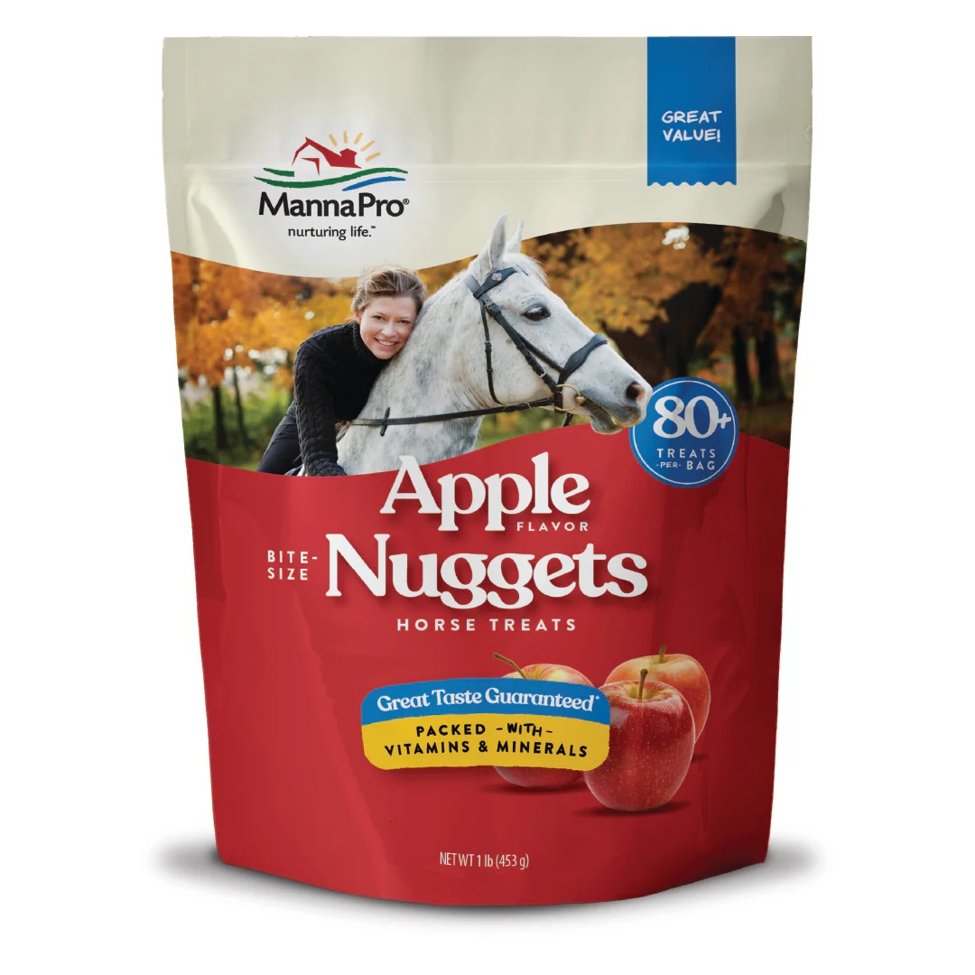 Manna Pro Bite-Size Apple Nuggets Horse Treats, 1-Lb